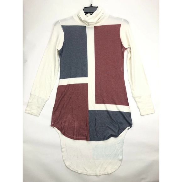 Go Couture turtleneck tunic top Size L Geo Print - Picture 1 of 6